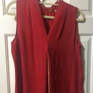 Gorgeous Elle Tahari Top trimmed with gold